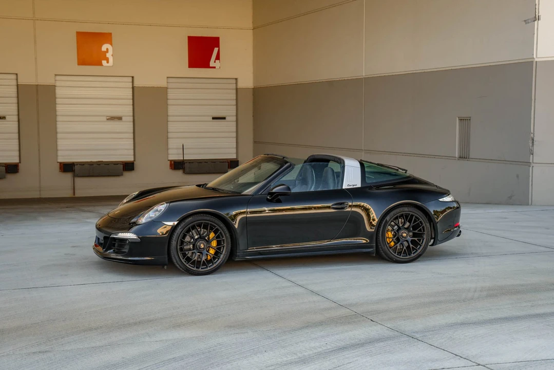 2016 Porsche 991 Targa 4 GTS - Image 2 of 31