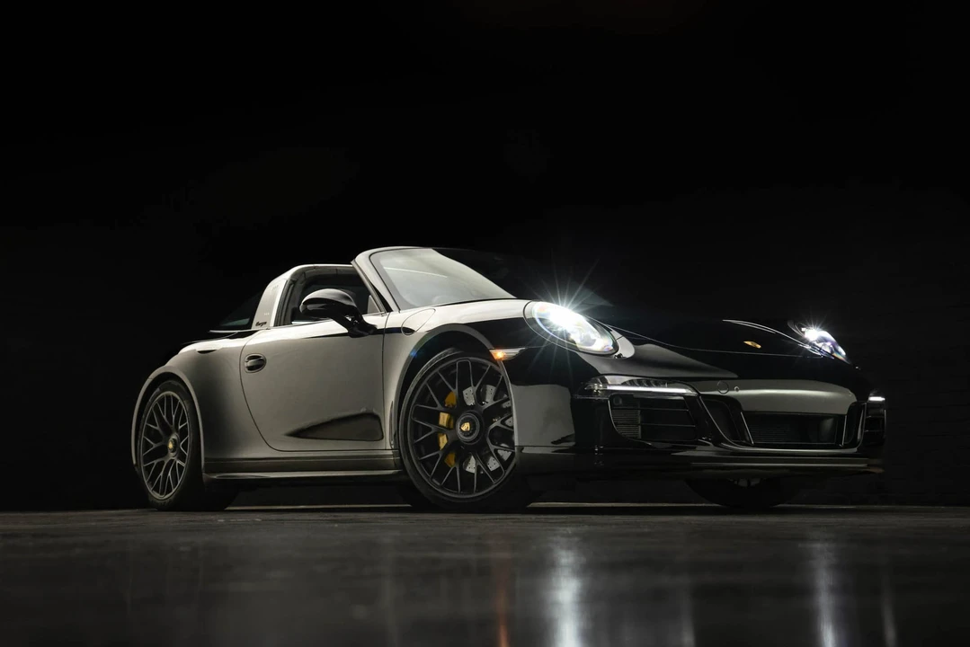 2016 Porsche 991 Targa 4 GTS - Image 25 of 31