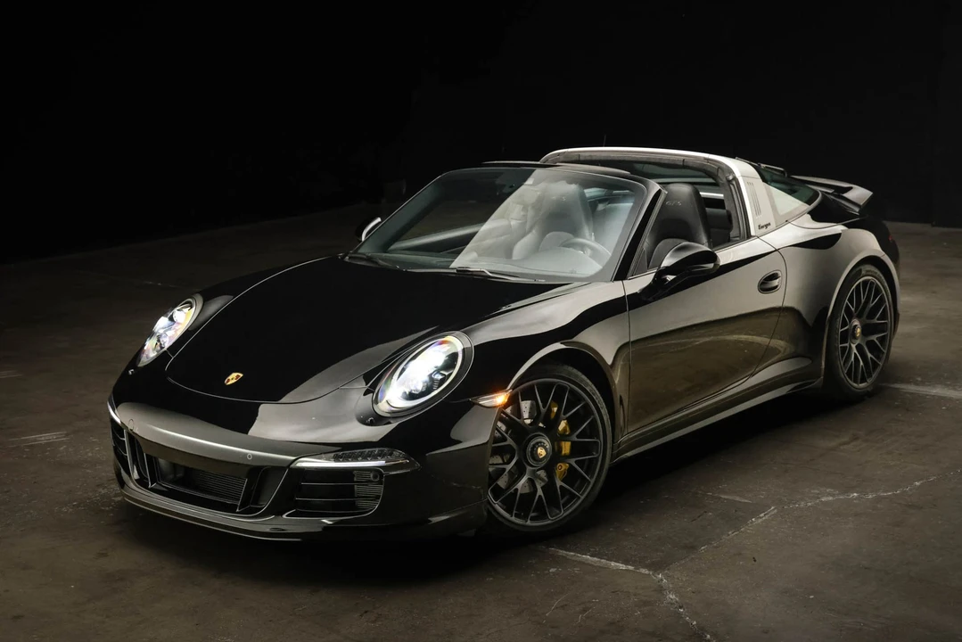 2016 Porsche 991 Targa 4 GTS - Image 18 of 31