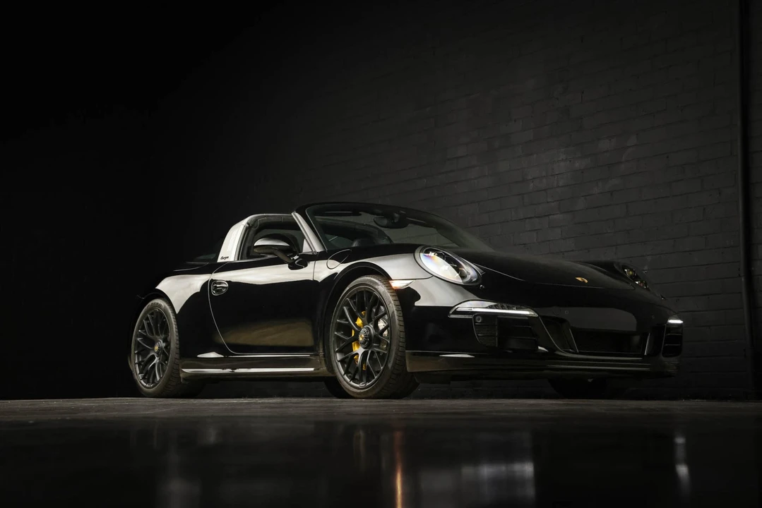 2016 Porsche 991 Targa 4 GTS - Image 26 of 31