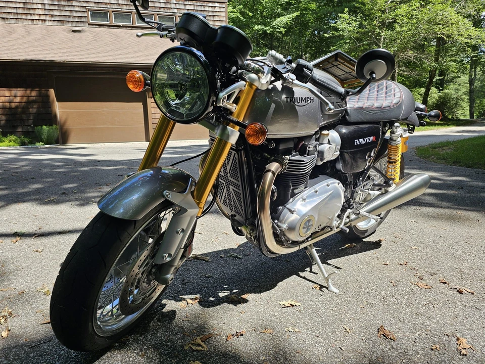 2016 Triumph Thruxton - Image 2 of 31
