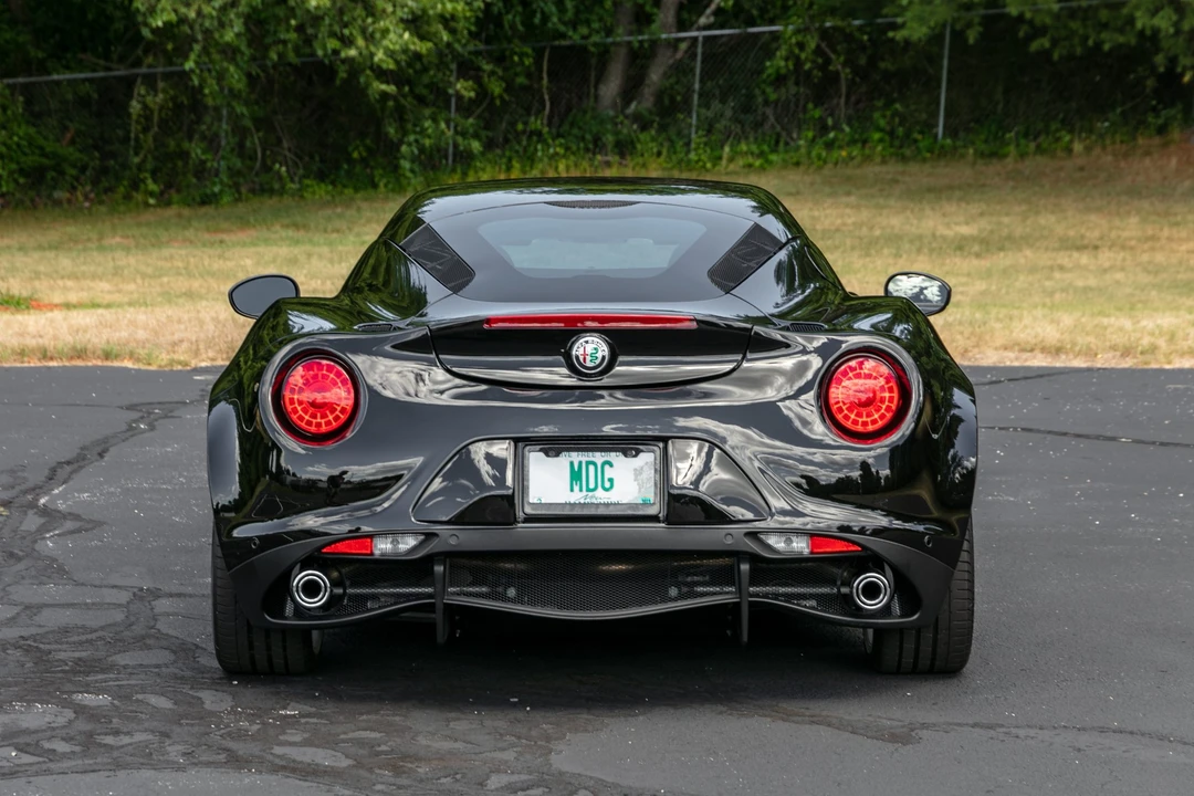 2017 Alfa Romeo 4C Coupe - Image 6 of 31