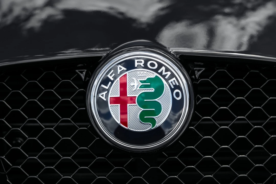 2017 Alfa Romeo 4C Coupe - Image 28 of 31