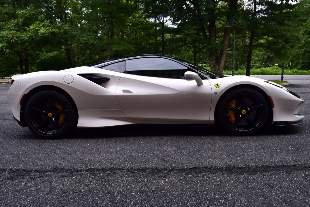 2020 Ferrari F8 Tributo - Image 12 of 31
