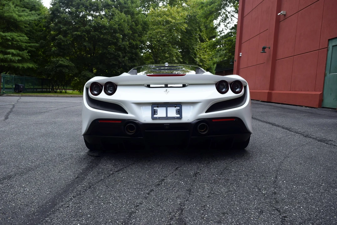 2020 Ferrari F8 Tributo - Image 17 of 31