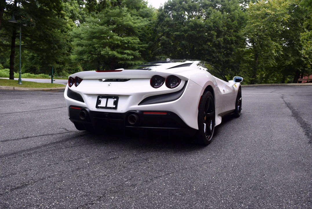 2020 Ferrari F8 Tributo - Image 14 of 31