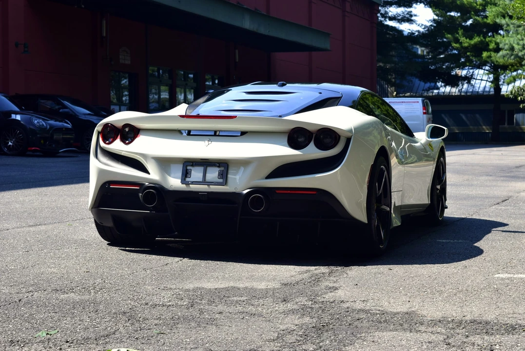 2020 Ferrari F8 Tributo - Image 16 of 31
