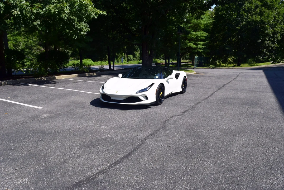2020 Ferrari F8 Tributo - Image 24 of 31