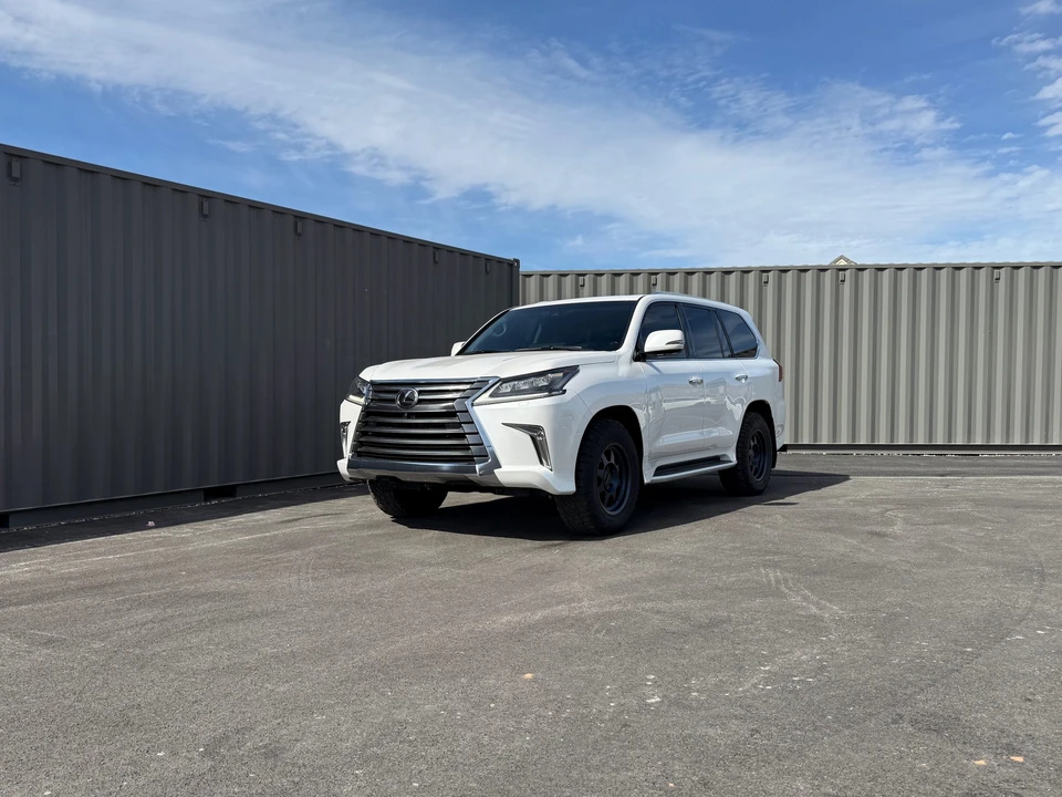 2021 Lexus LX 3rd Gen - Image 4 of 31