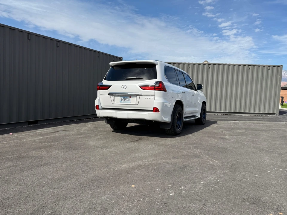 2021 Lexus LX 3rd Gen - Image 16 of 31