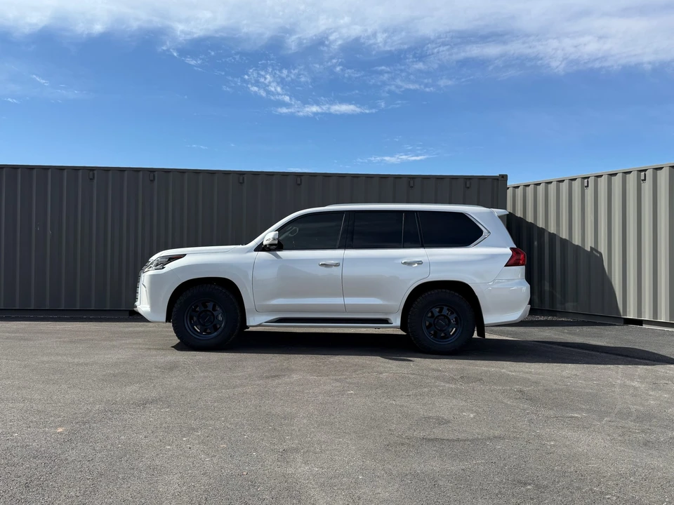 2021 Lexus LX 3rd Gen - Image 8 of 31