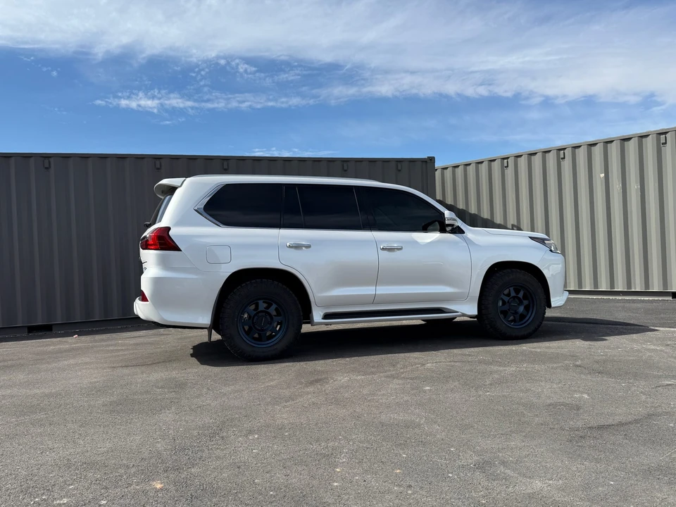 2021 Lexus LX 3rd Gen - Image 22 of 31