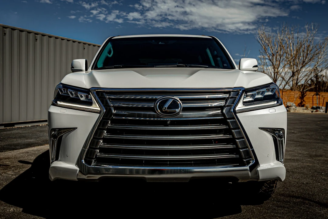 2021 Lexus LX 3rd Gen - Image 29 of 31