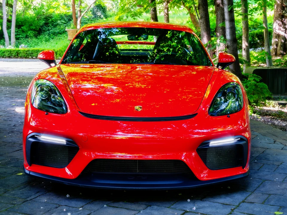 2021 Porsche 718 Cayman GT4 - Image 6 of 31