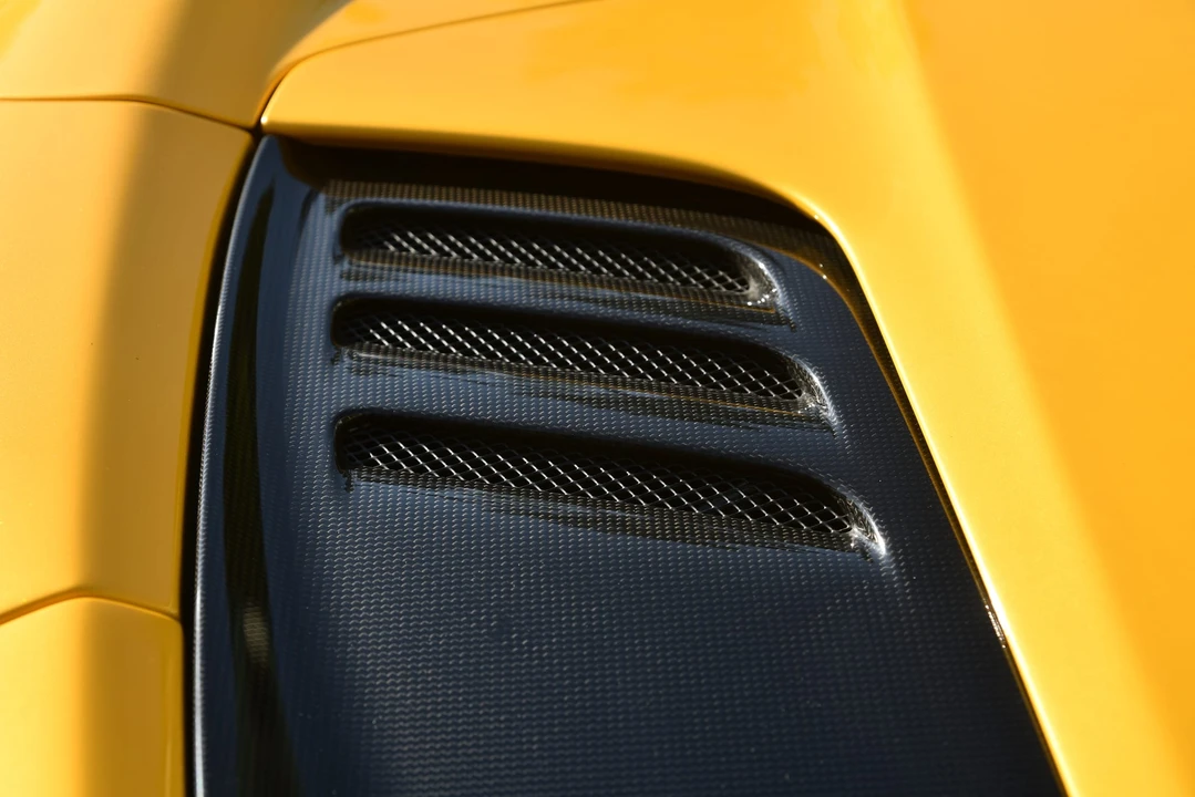 2022 Ferrari F8 Spider - Image 30 of 31