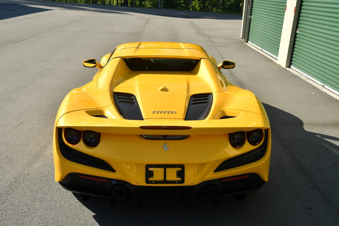 2022 Ferrari F8 Spider - Image 16 of 31