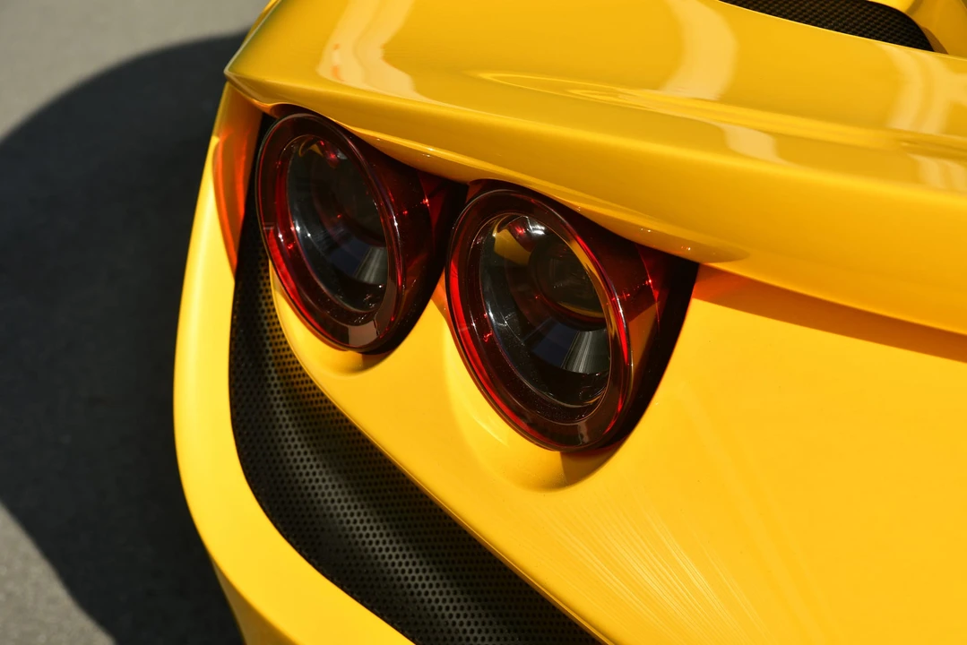2022 Ferrari F8 Spider - Image 27 of 31