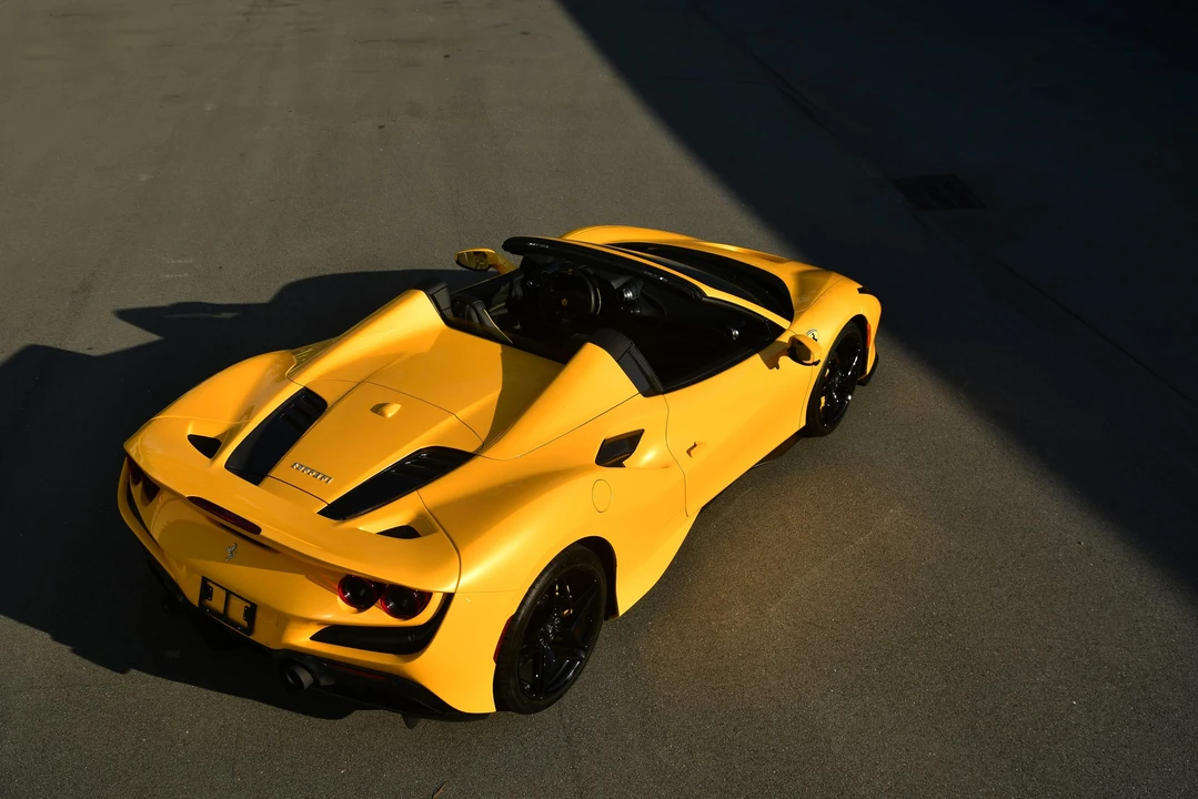 2022 Ferrari F8 Spider - Image 15 of 31