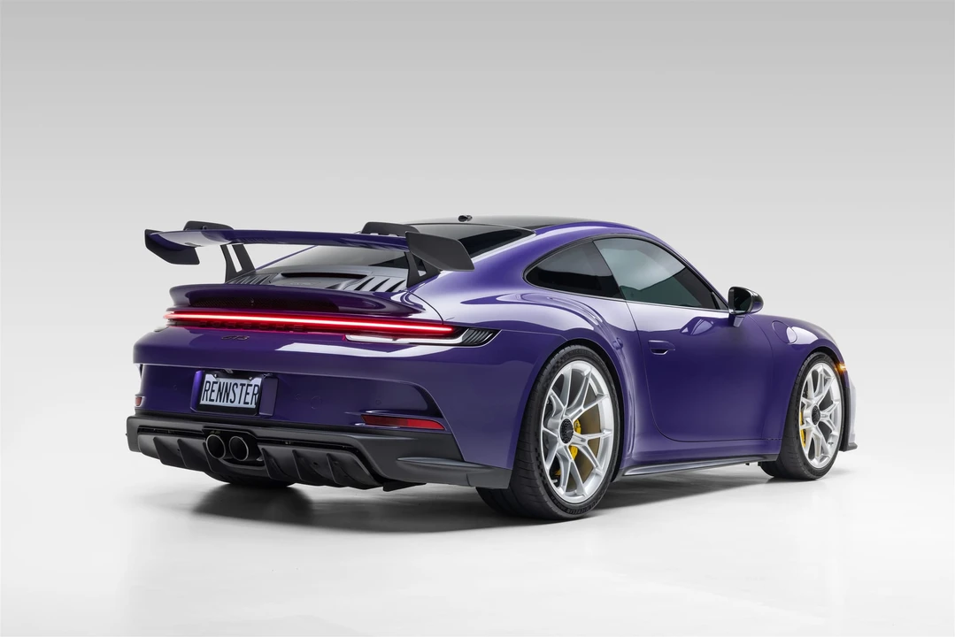 2022 Porsche 992 GT3 - Image 9 of 31