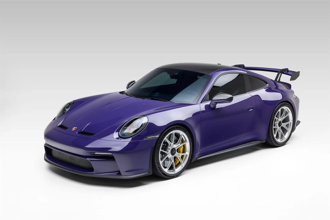 2022 Porsche 992 GT3 - Image 2 of 31