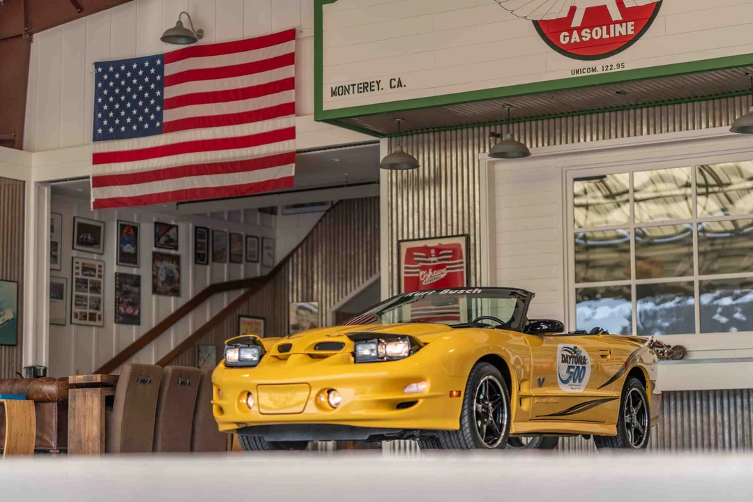 2002 Pontiac Firebird Trans Am 4th Gen - Image 5 of 31