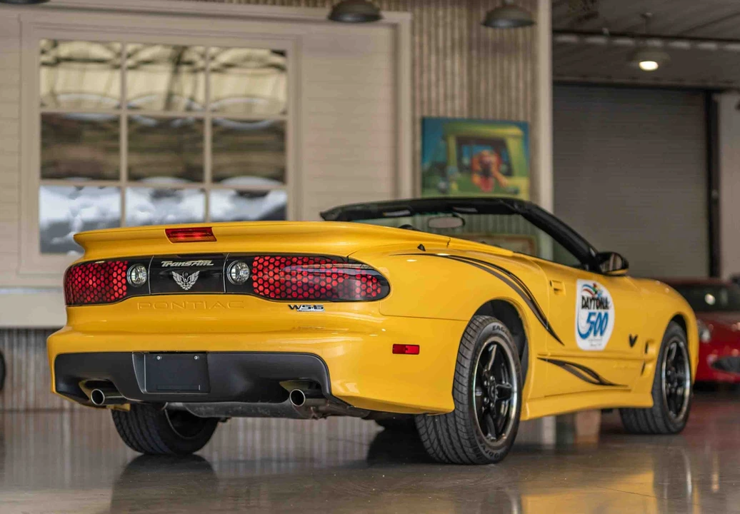 2002 Pontiac Firebird Trans Am 4th Gen - Image 29 of 31