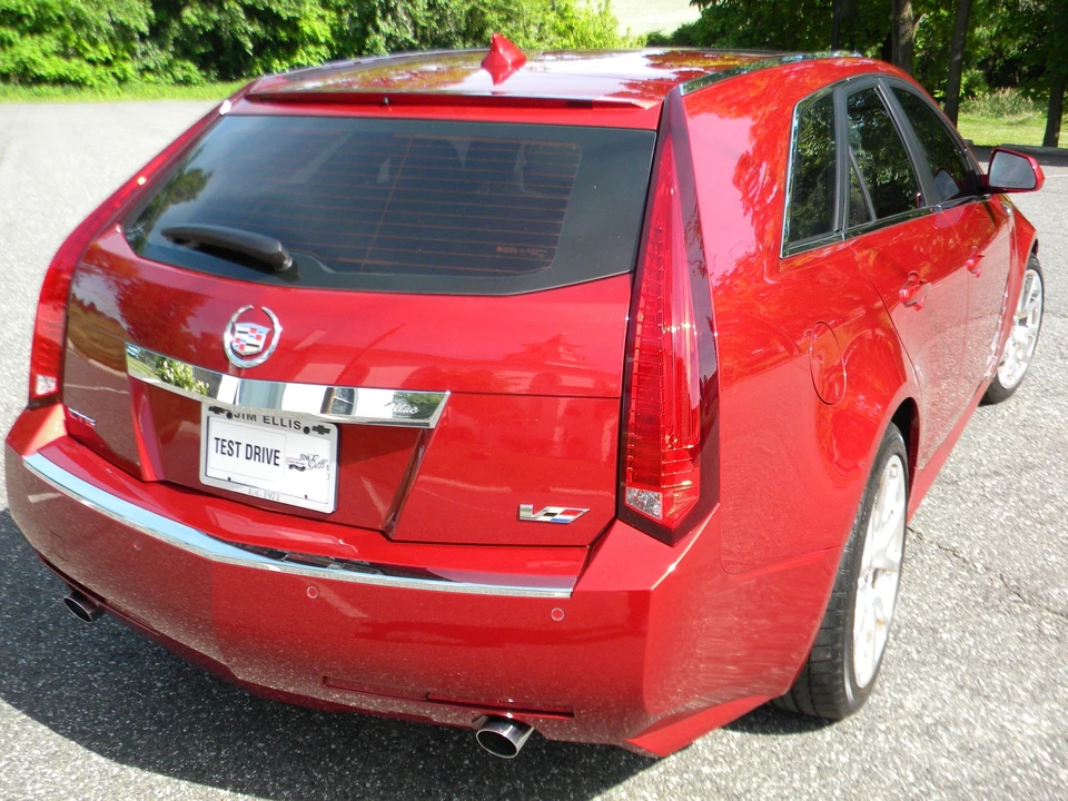 2014 Cadillac CTS-V 2nd Gen - Image 10 of 31