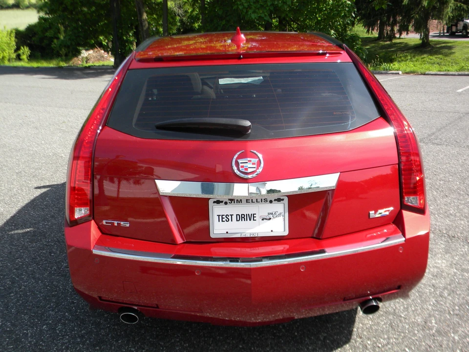 2014 Cadillac CTS-V 2nd Gen - Image 9 of 31