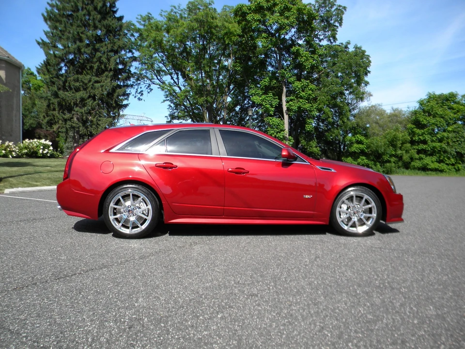 2014 Cadillac CTS-V 2nd Gen - Image 13 of 31
