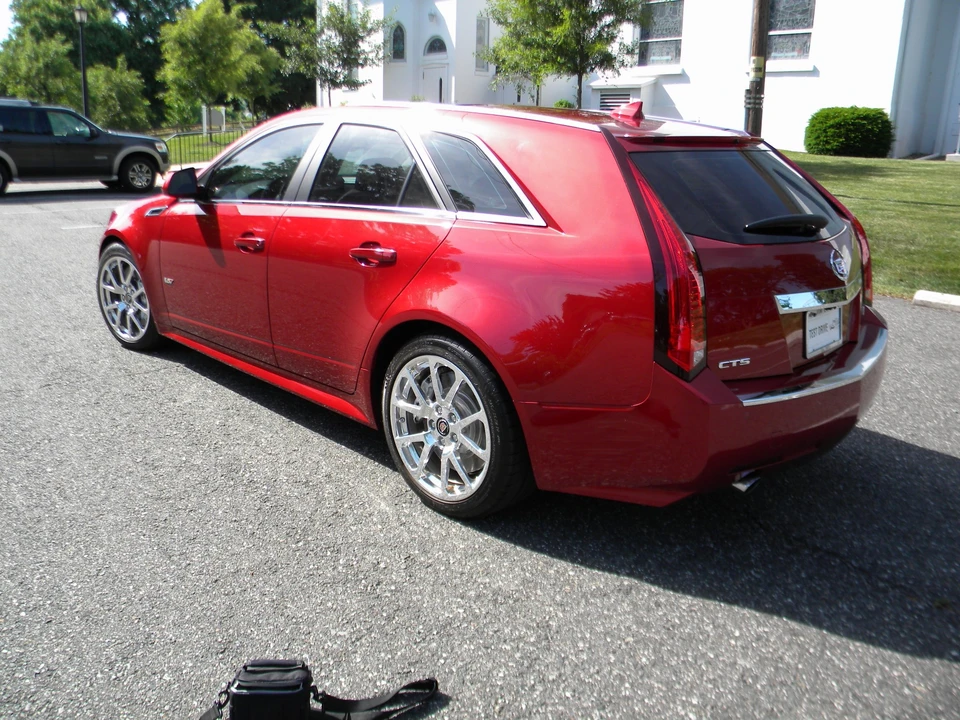2014 Cadillac CTS-V 2nd Gen - Image 7 of 31