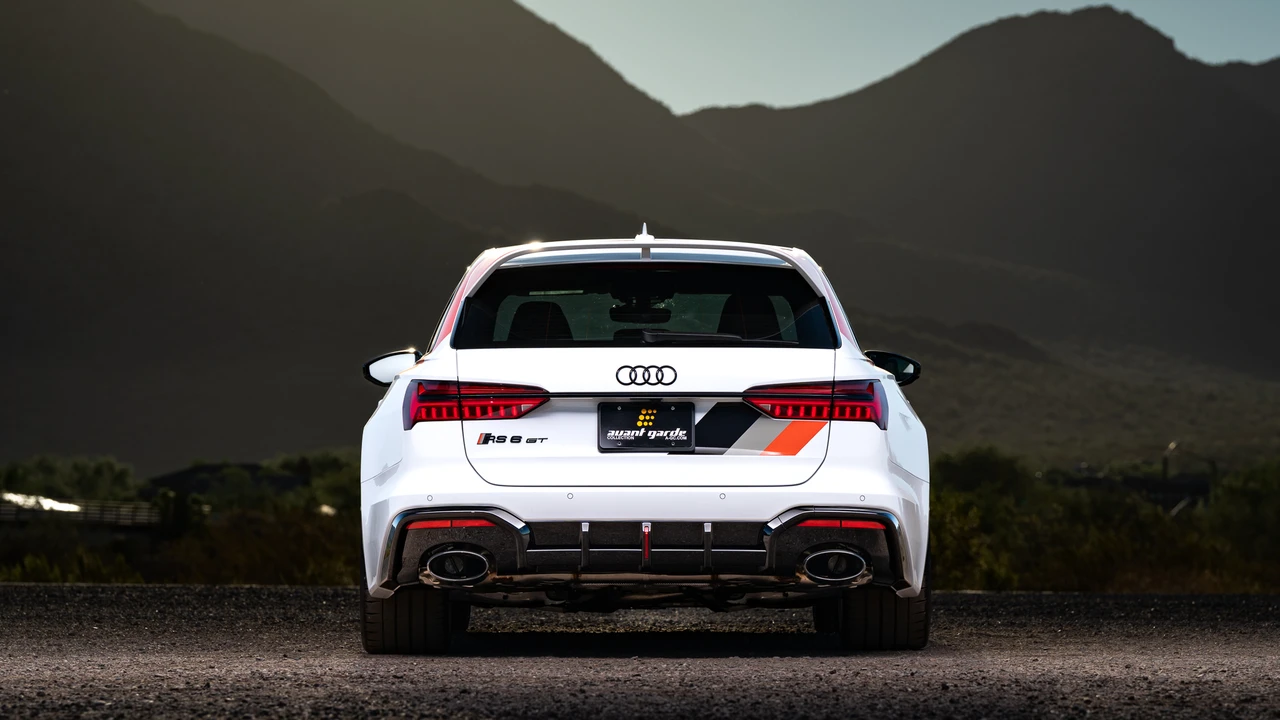 2025 Audi C8 RS6 - Image 25 of 31