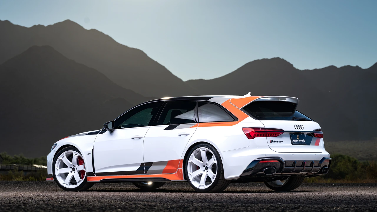 2025 Audi C8 RS6 - Image 30 of 31