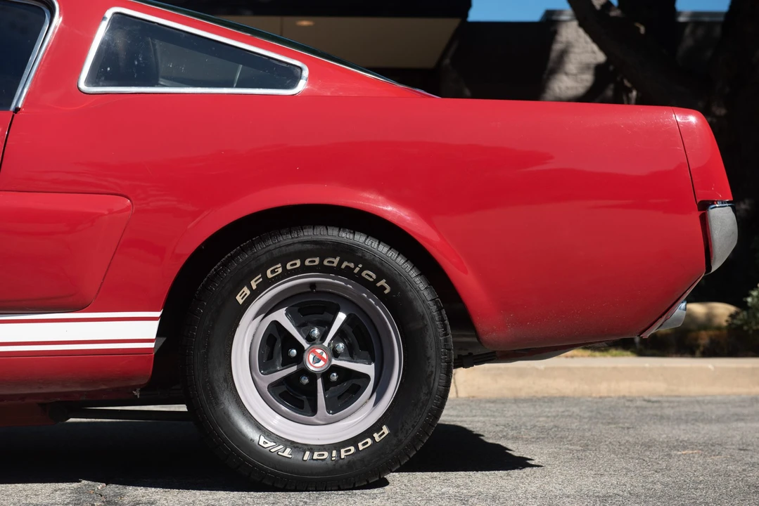 1966 Shelby GT350 - Image 19 of 31
