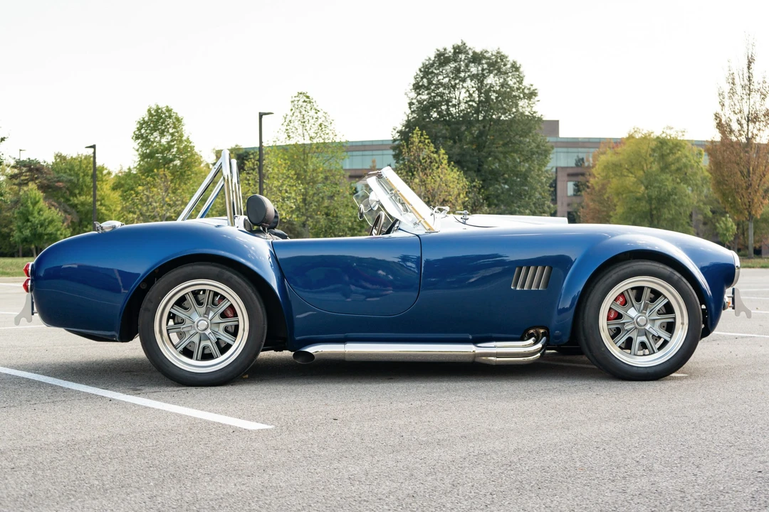 Factory Five Roadster - Image 4 of 31