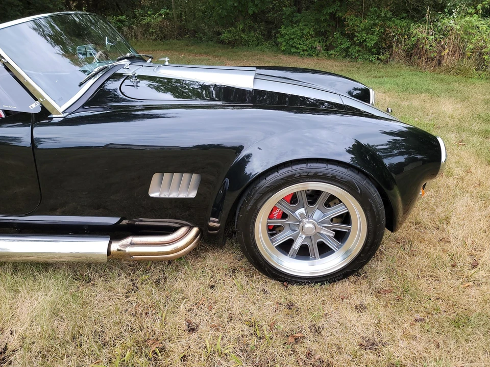 Shelby Cobra Replica - Image 26 of 31