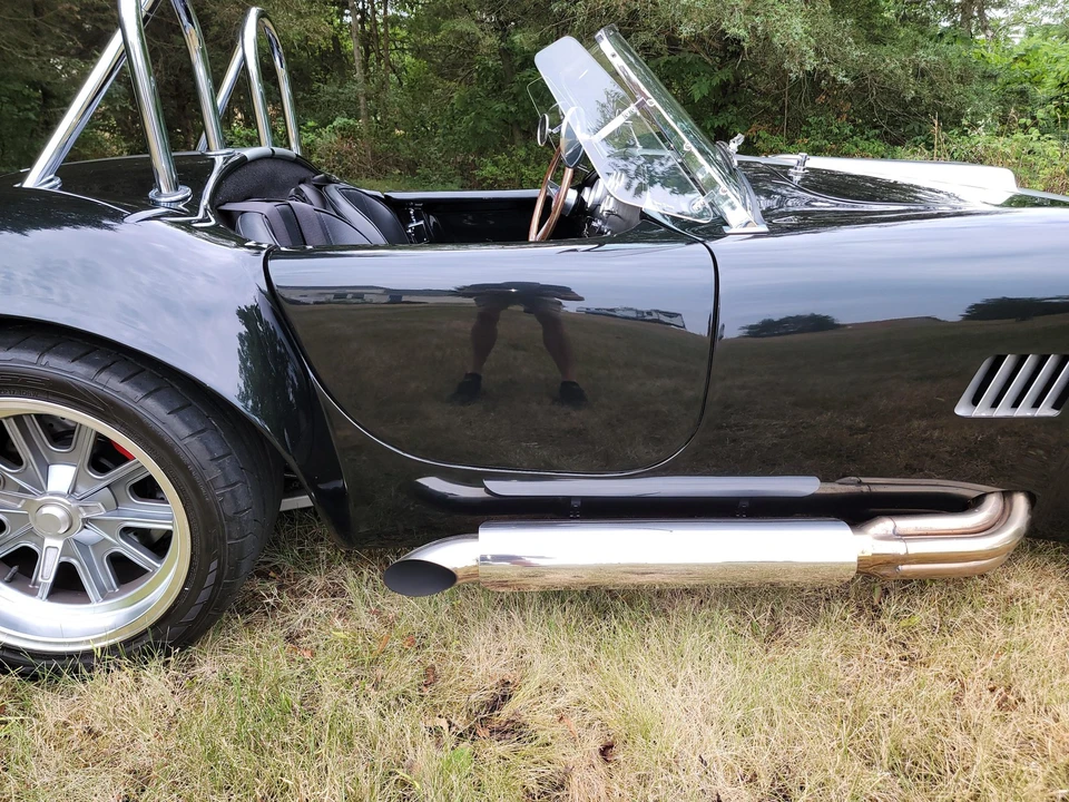 Shelby Cobra Replica - Image 25 of 31