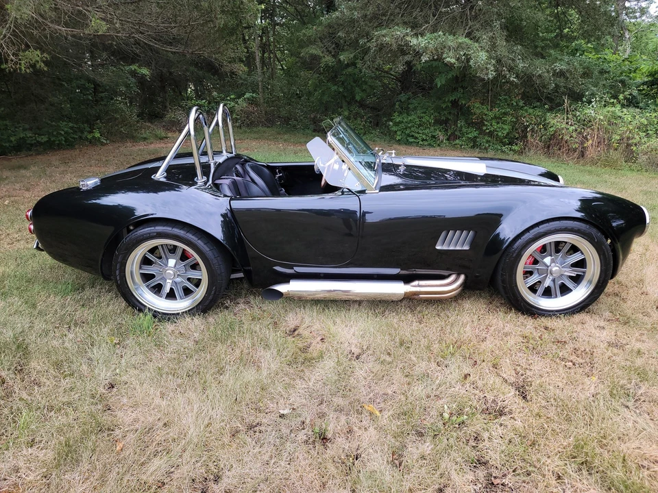 Shelby Cobra Replica - Image 10 of 31