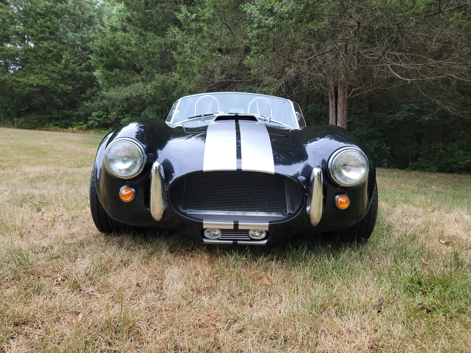 Shelby Cobra Replica - Image 7 of 31
