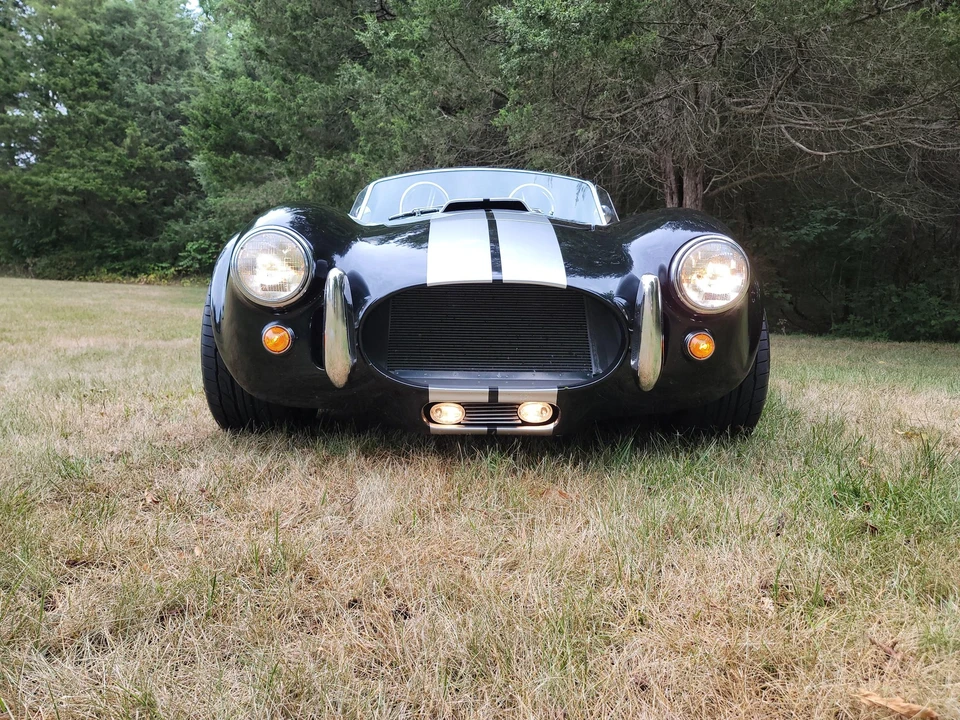 Shelby Cobra Replica - Image 8 of 31