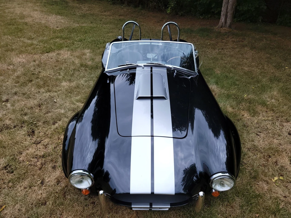 Shelby Cobra Replica - Image 15 of 31