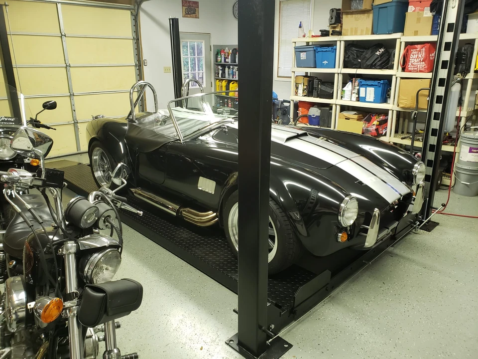 Shelby Cobra Replica - Image 18 of 31