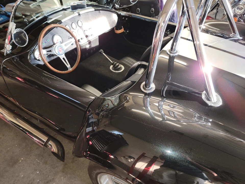 Shelby Cobra Replica - Image 30 of 31