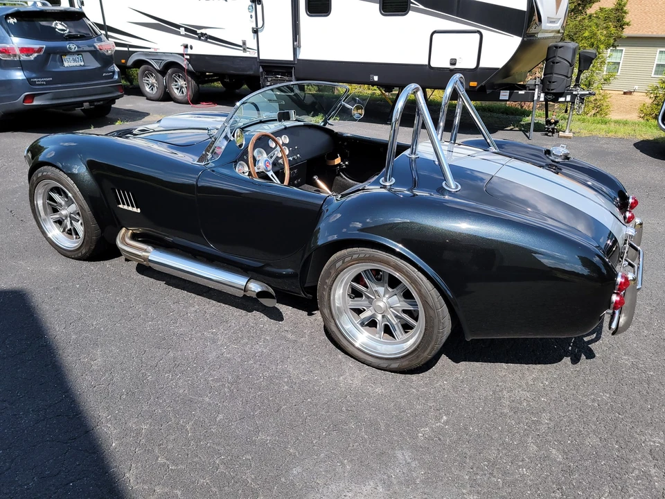 Shelby Cobra Replica - Image 6 of 31