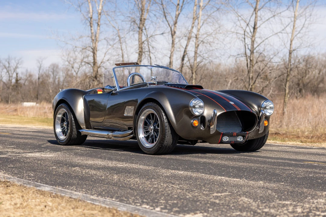 Shelby Cobra Replica - Image 26 of 31