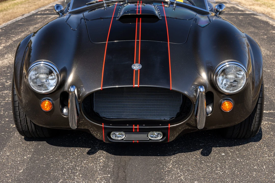 Shelby Cobra Replica - Image 31 of 31
