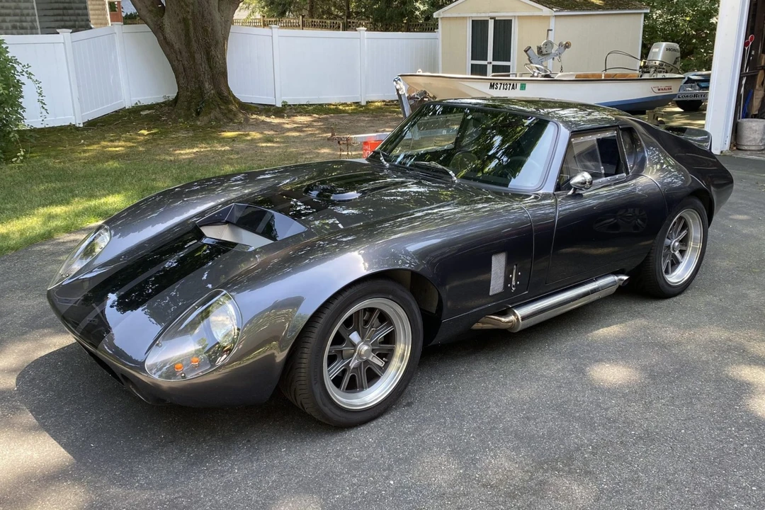 Shelby Daytona Replica - Image 1 of 31