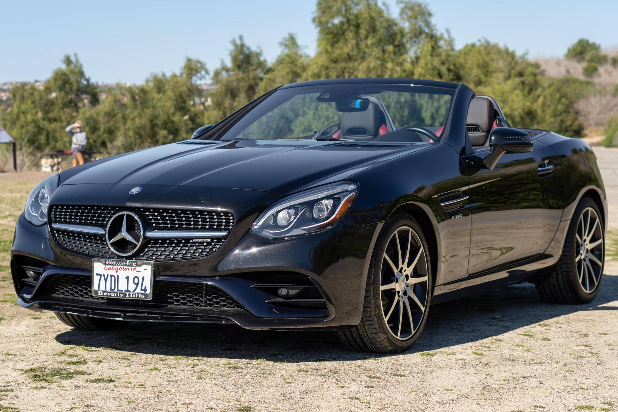 2017 Mercedes-AMG SLC43