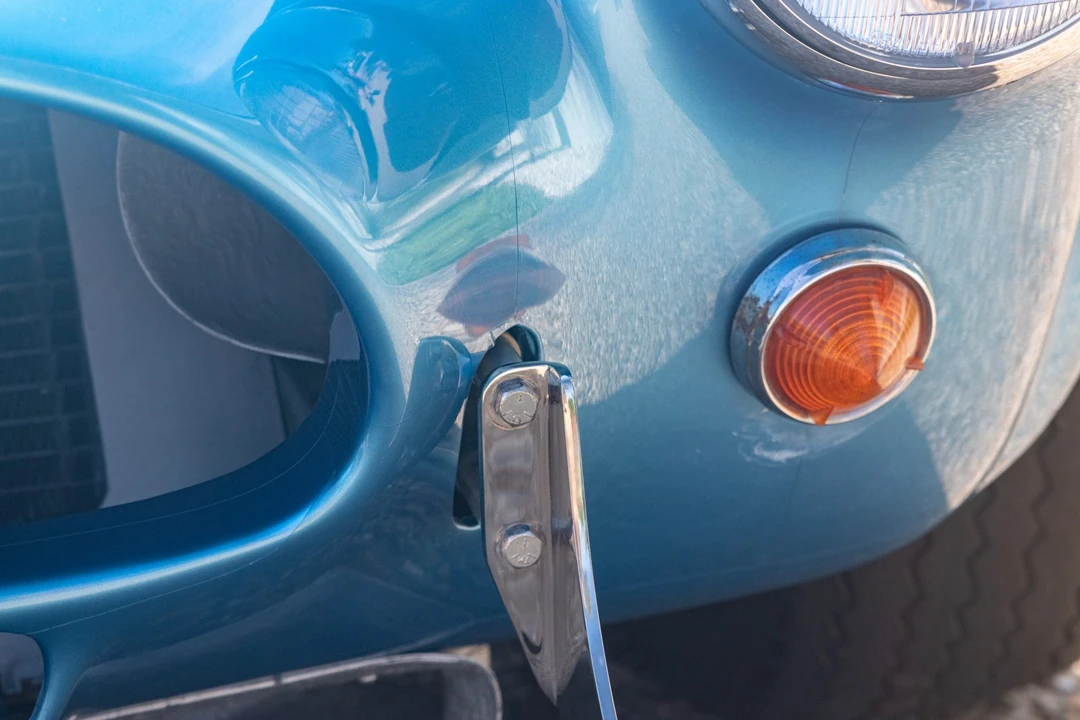 Shelby Cobra Replica - Image 13 of 31