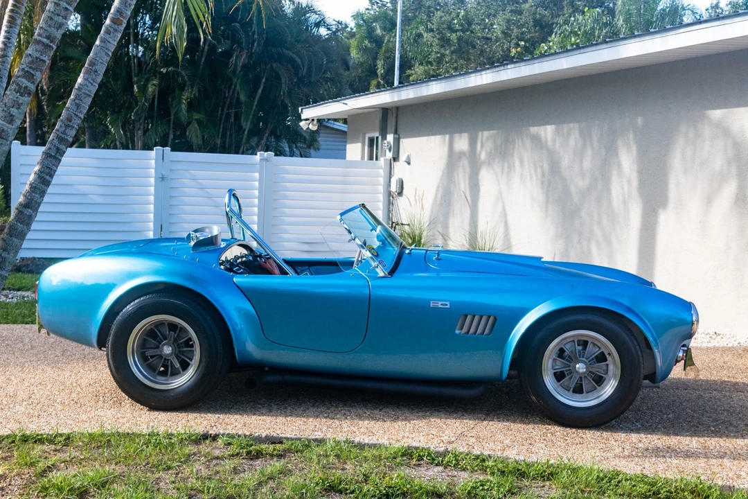 Shelby Cobra Replica - Image 6 of 31