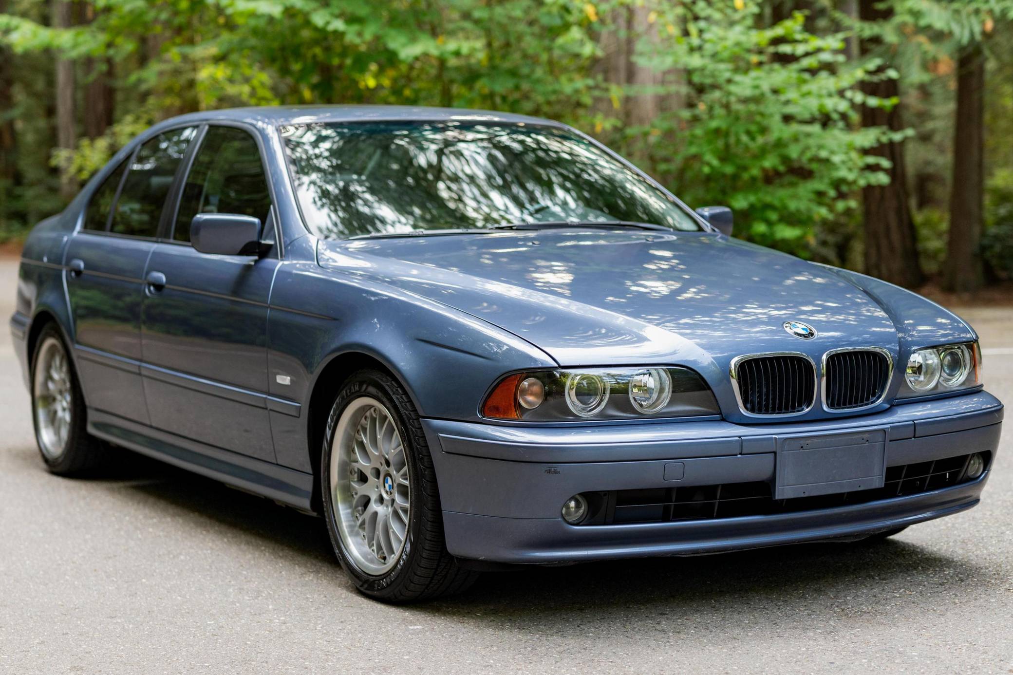 2002 BMW 530i Sedan